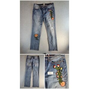 Sneak Peek Floral Embroidered Straight Leg Jeans Medium Wash Distressed Size 11